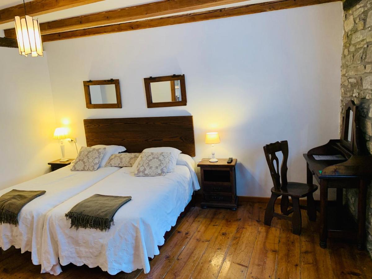 Hotel Argonz Etxea à Urzainqui Extérieur photo